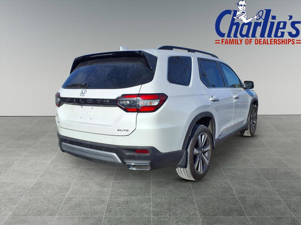 Used 2024 Honda Pilot Elite image 4
