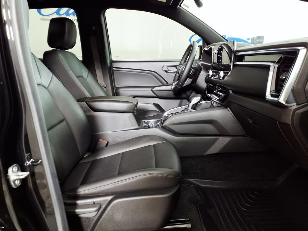 Used 2023 GMC Canyon Elevation w/ Elevation Premium Package AWD/4WD image 11