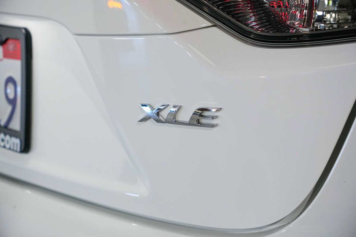 Used 2022 Toyota Corolla XLE FWD image 11