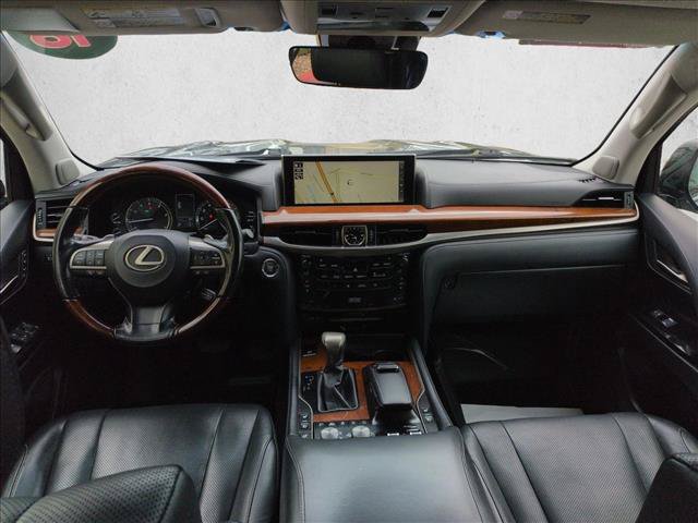 Used 2018 Lexus LX 570 4WD w/ Luxury Package image 20