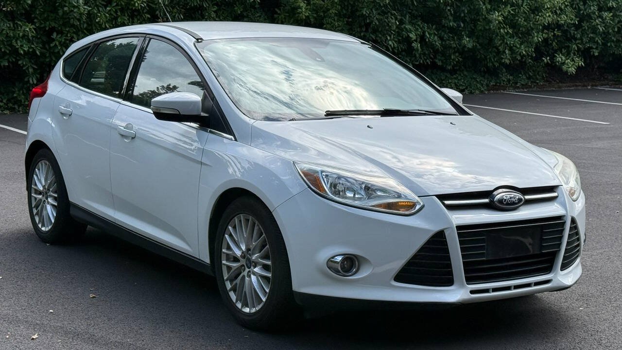 Used 2012 Ford Focus SEL FWD image 3