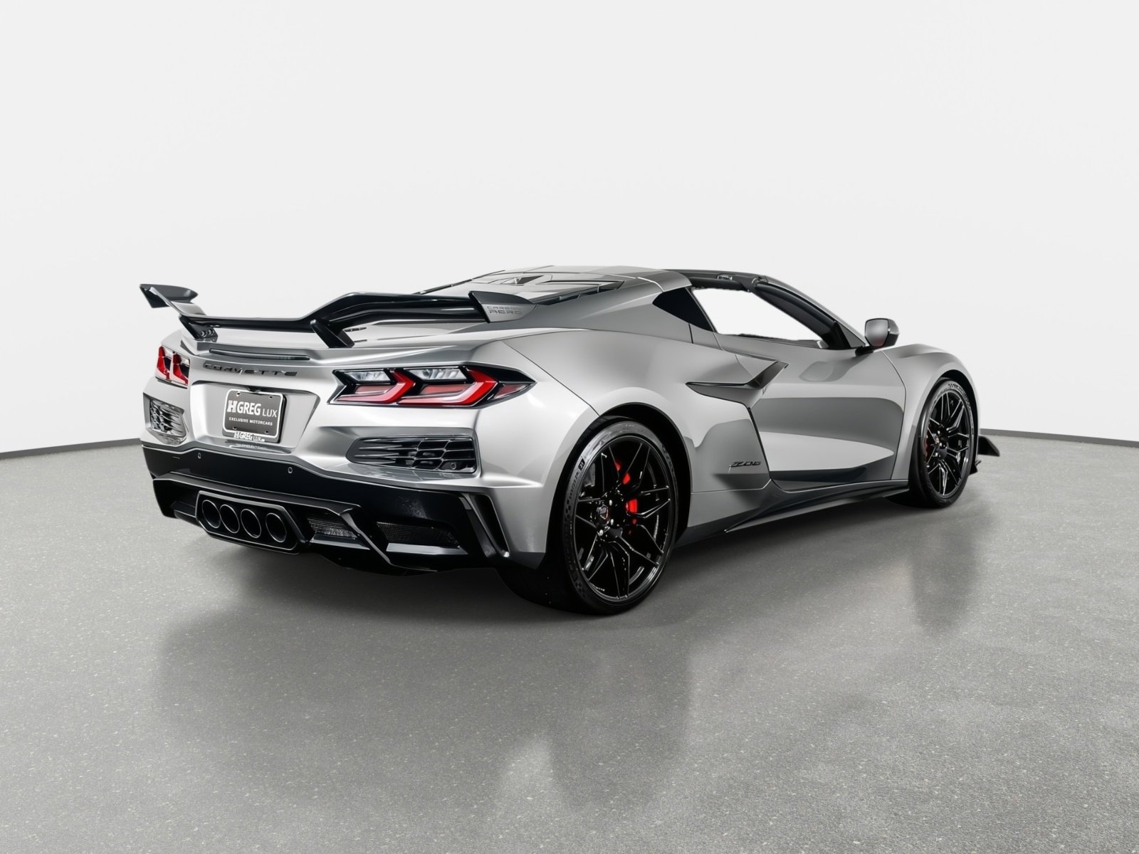 Used 2023 Chevrolet Corvette Z06 w/ Z07 Performance Package RWD image 10