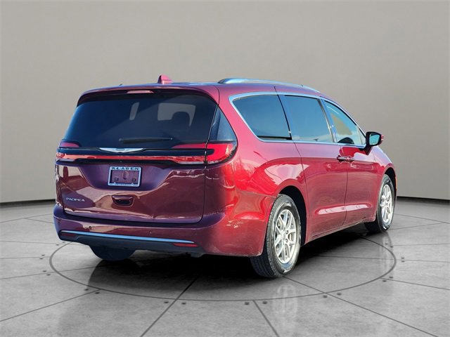 Certified 2021 Chrysler Pacifica Touring-L image 12