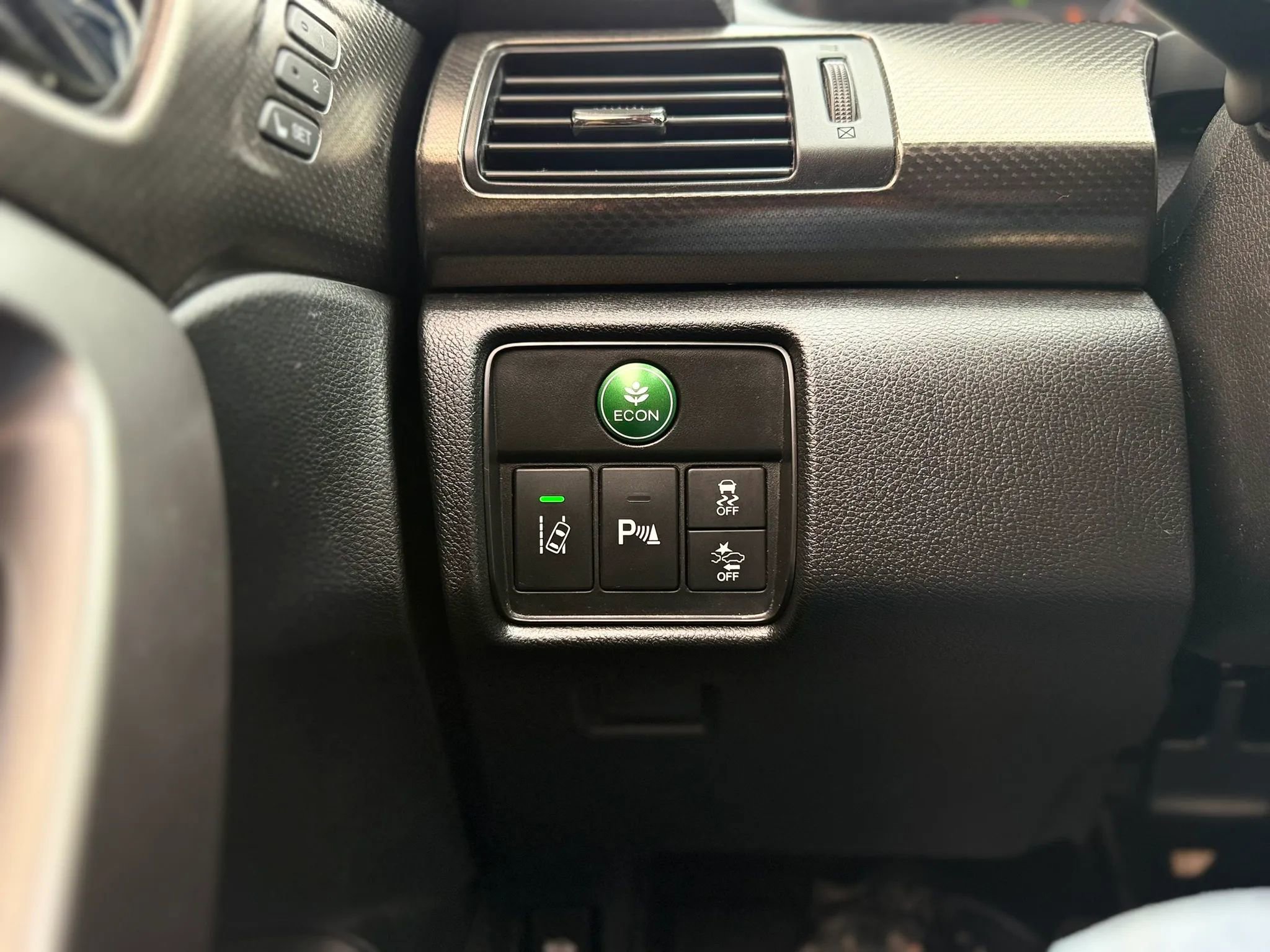 Used 2016 Honda Accord Touring image 30