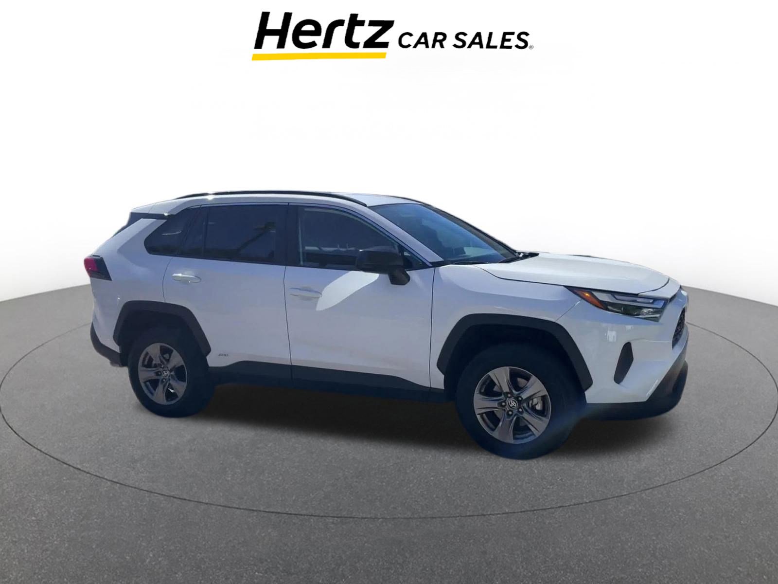 Used 2025 Toyota RAV4 LE image 1