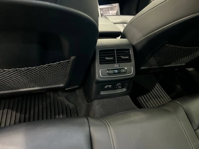Used 2022 Audi A4 2.0T Premium Plus w/ Premium Plus Package AWD/4WD image 15
