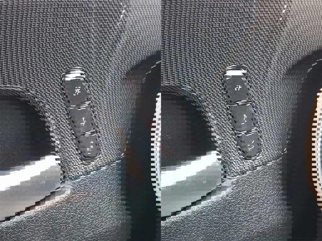 Used 2021 Hyundai Santa Fe Limited image 26