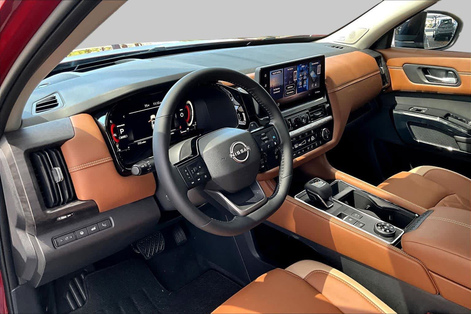 New 2026 Nissan Pathfinder Platinum AWD/4WD image 8