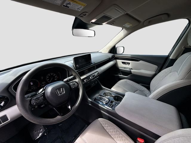 Used 2023 Honda Pilot LX image 20