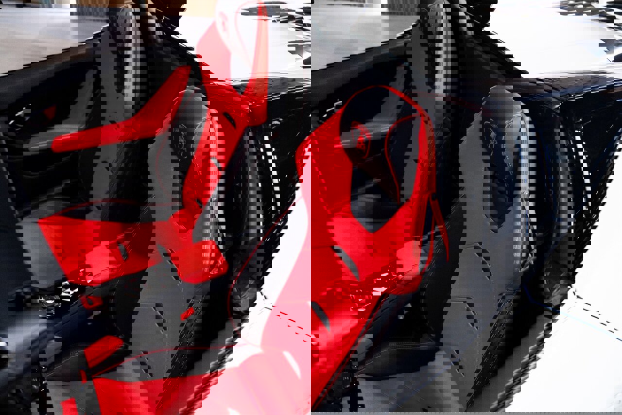 Used 2023 Lamborghini Huracan EVO image 11