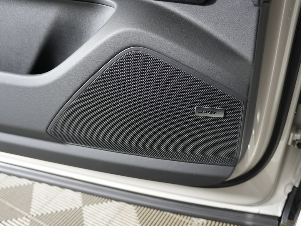 Certified 2026 Porsche Cayenne AWD/4WD image 18