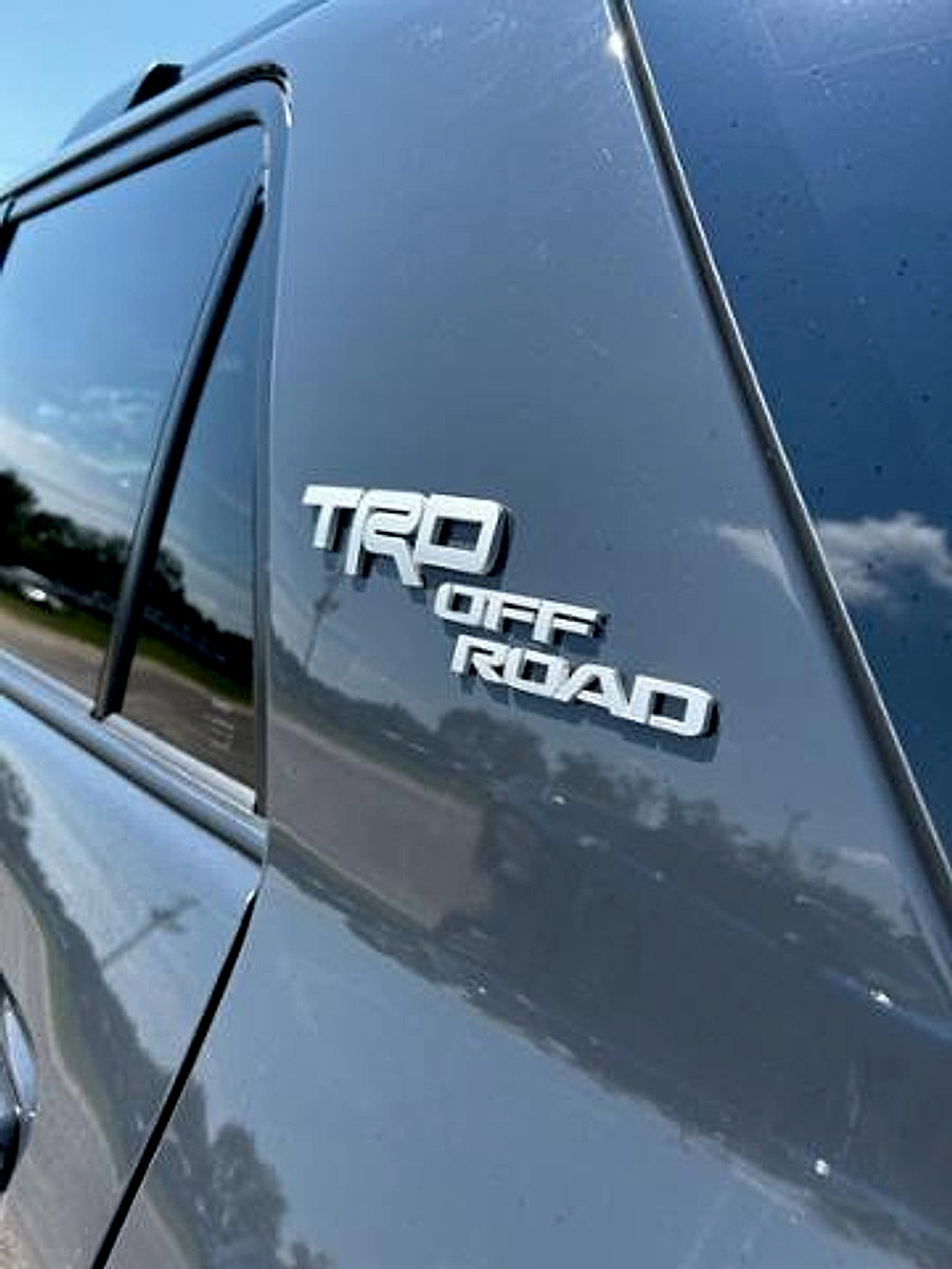 Used 2024 Toyota 4Runner TRD Off-Road Premium image 8