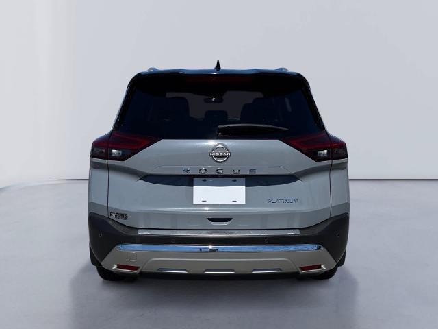 Used 2022 Nissan Rogue Platinum w/ Head-Up Display Package FWD image 4