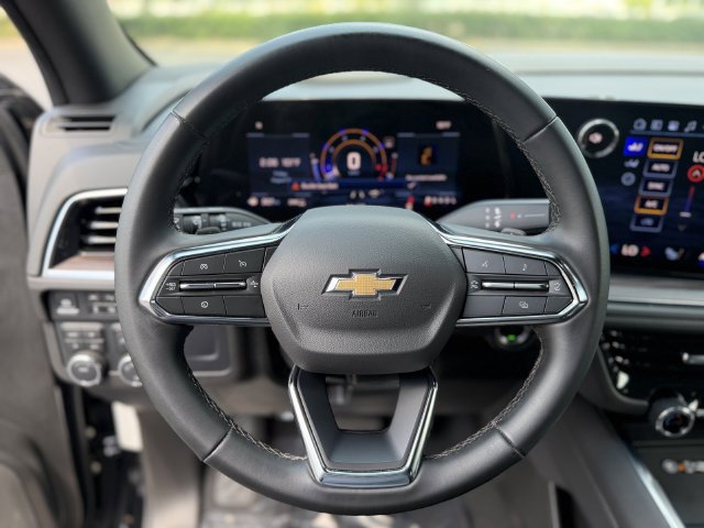 Used 2025 Chevrolet Tahoe LT AWD/4WD image 16