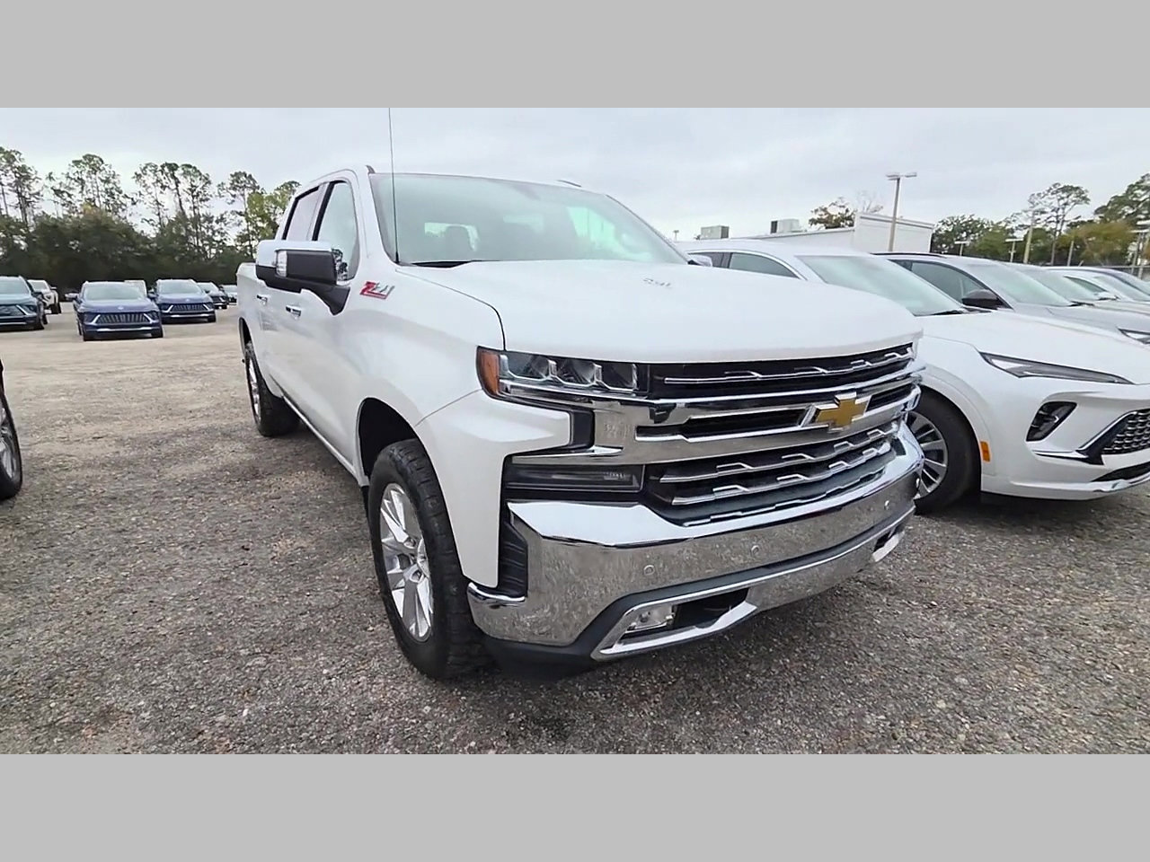 Used 2019 Chevrolet Silverado 1500 LTZ w/ LTZ Plus Package image 27