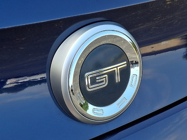 Used 2011 Ford Mustang GT Premium w/ Comfort Pkg RWD image 29