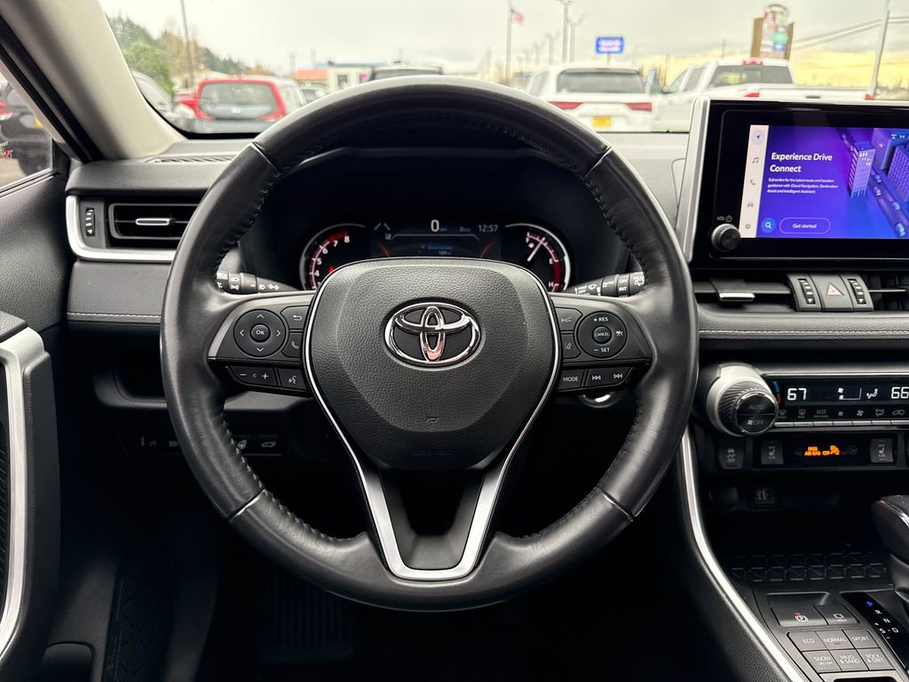 Used 2023 Toyota RAV4 XLE Premium image 25