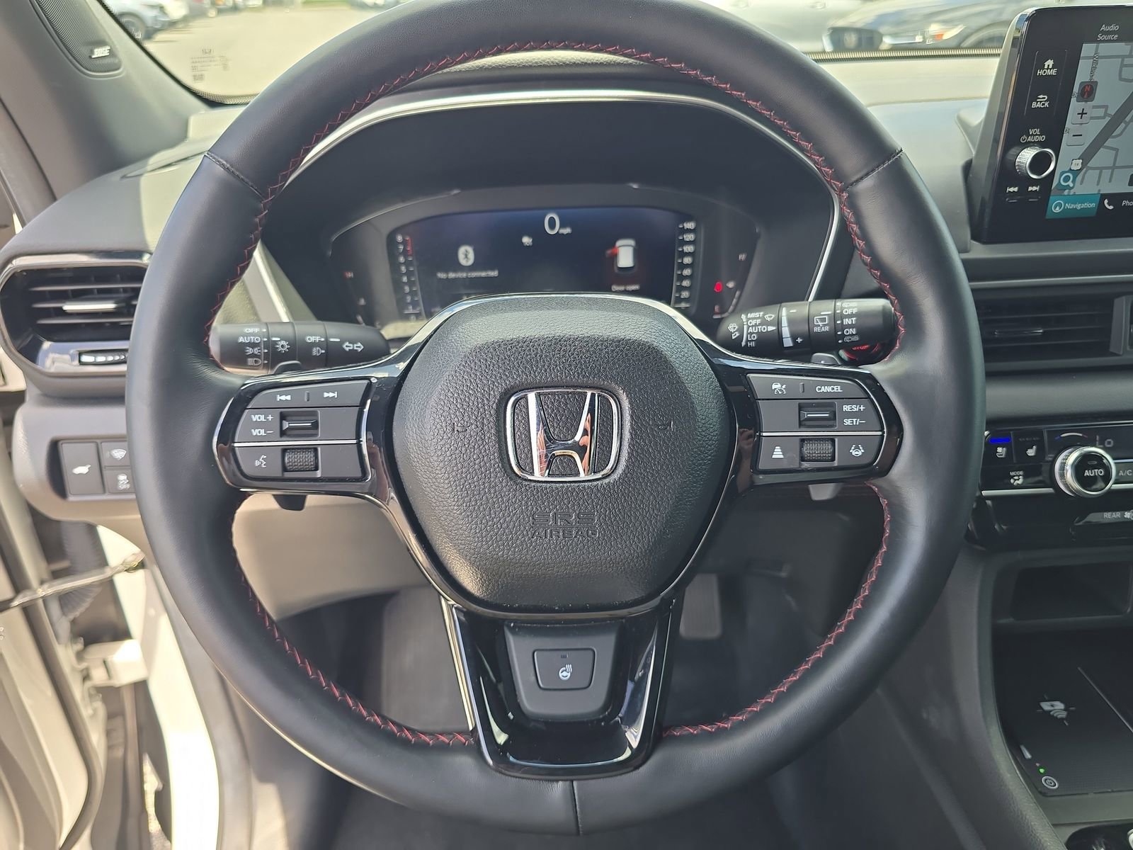 Certified 2025 Honda Pilot Black Edition image 27