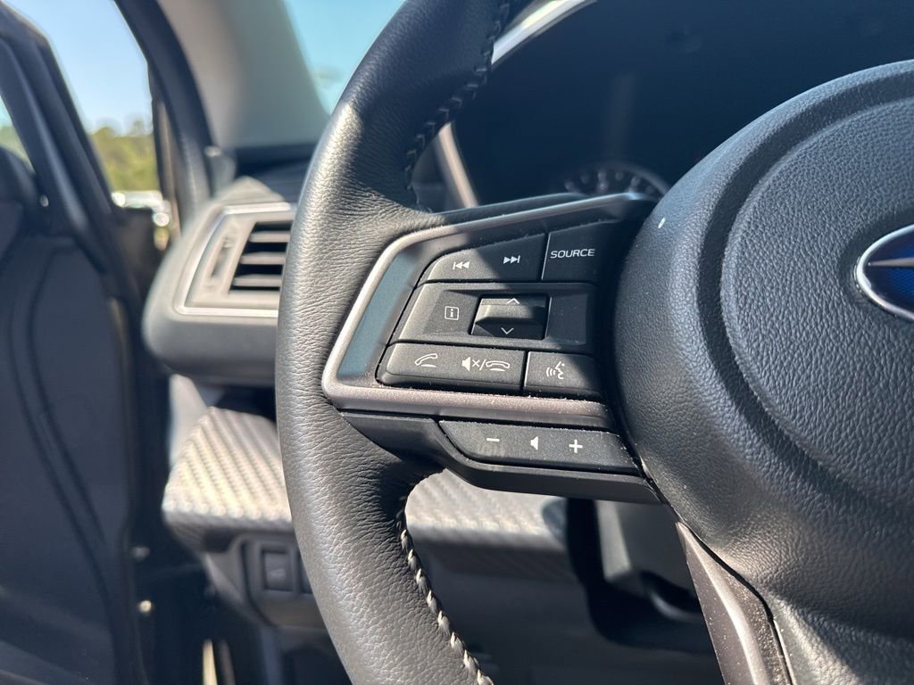 Used 2025 Subaru Ascent Premium image 9