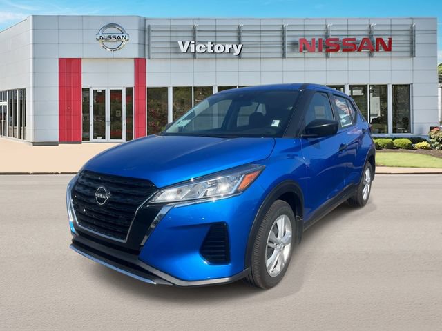 New 2025 Nissan Kicks Play S FWD image 7