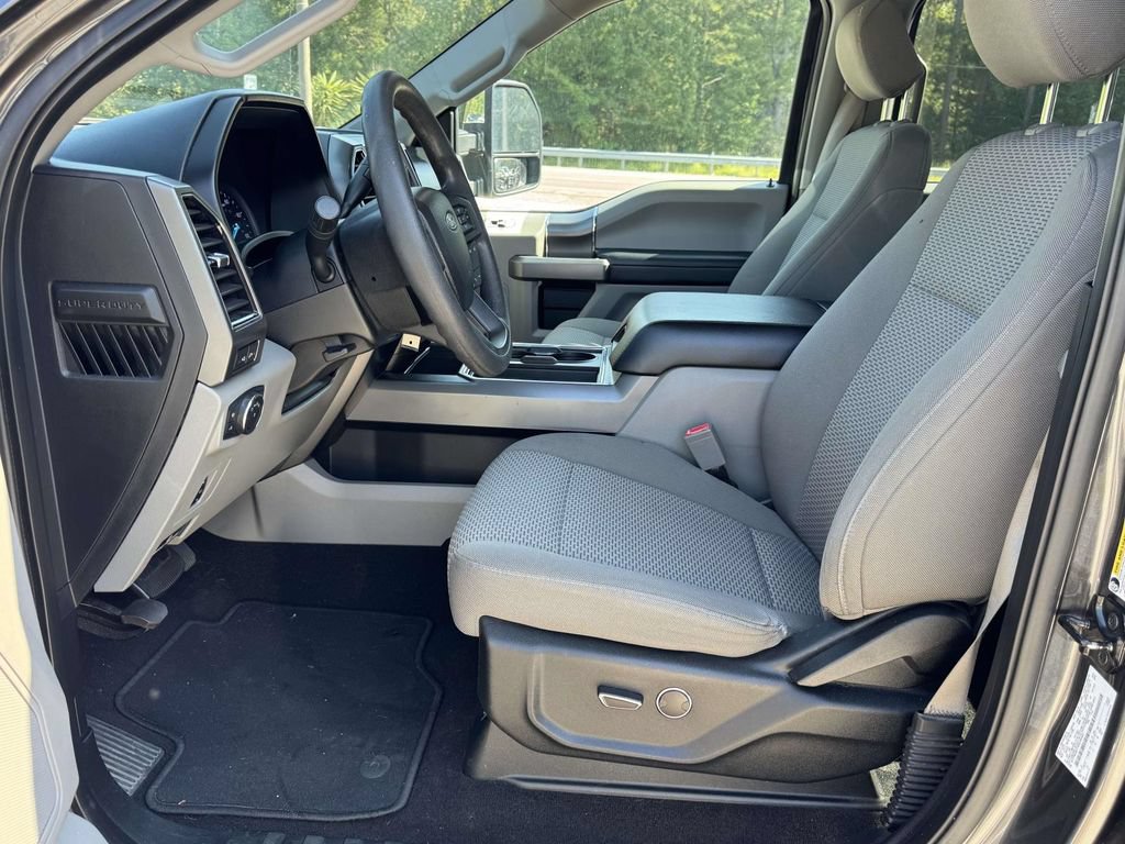 Used 2019 Ford F250 XLT w/ XLT Premium Package AWD/4WD image 20