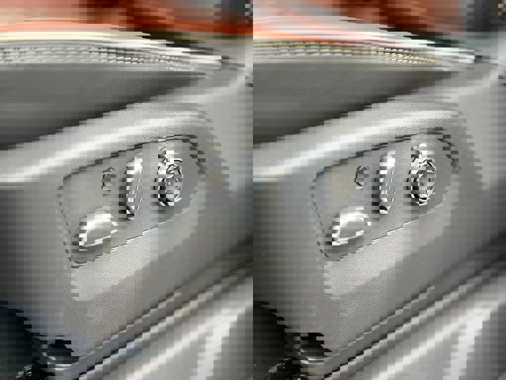 New 2026 GMC Sierra 2500 Denali Ultimate w/ Max Trailering Package image 17