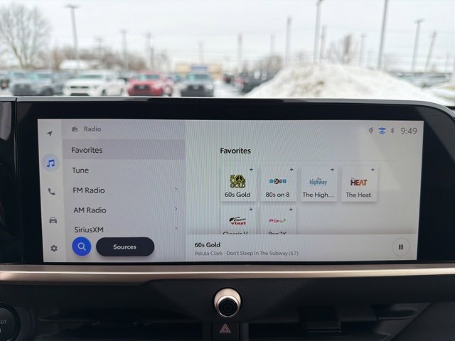 Certified 2025 Toyota Crown Signia XLE image 27