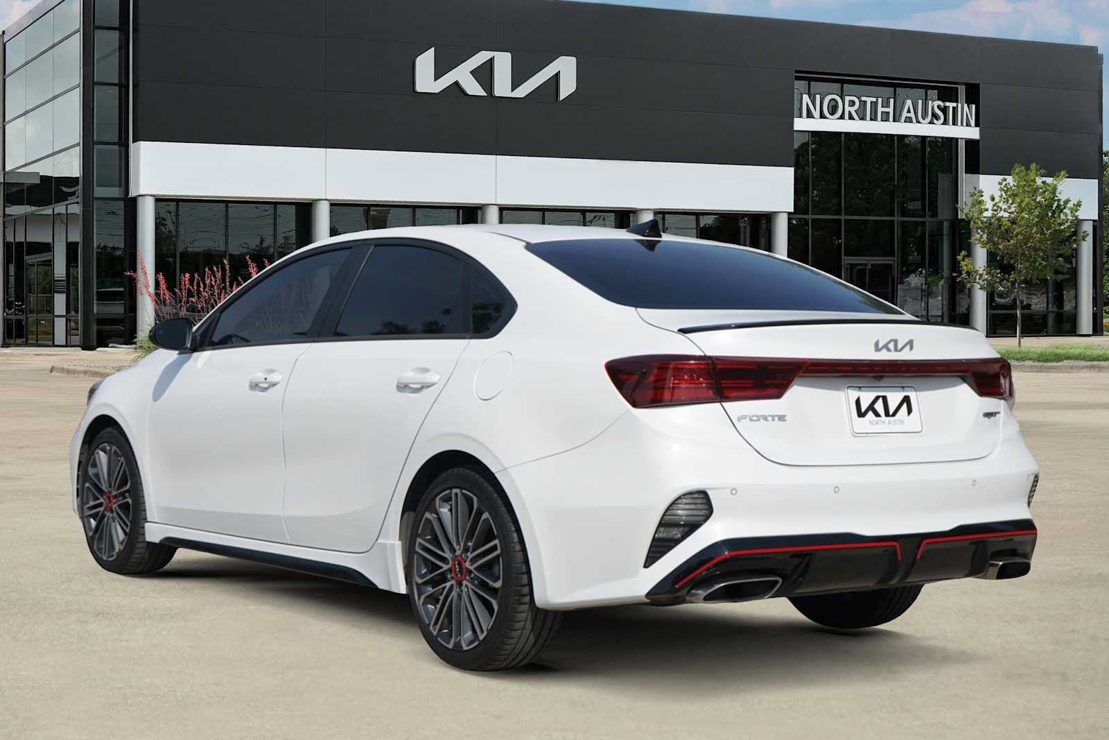 Certified 2024 Kia Forte GT FWD image 4
