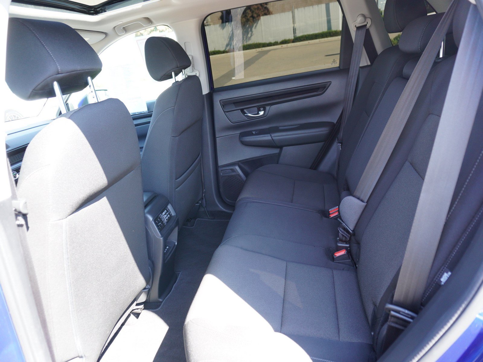 Used 2024 Honda CR-V EX image 11