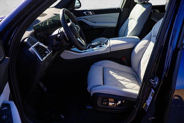 New 2026 BMW X5 xDrive50e image 12