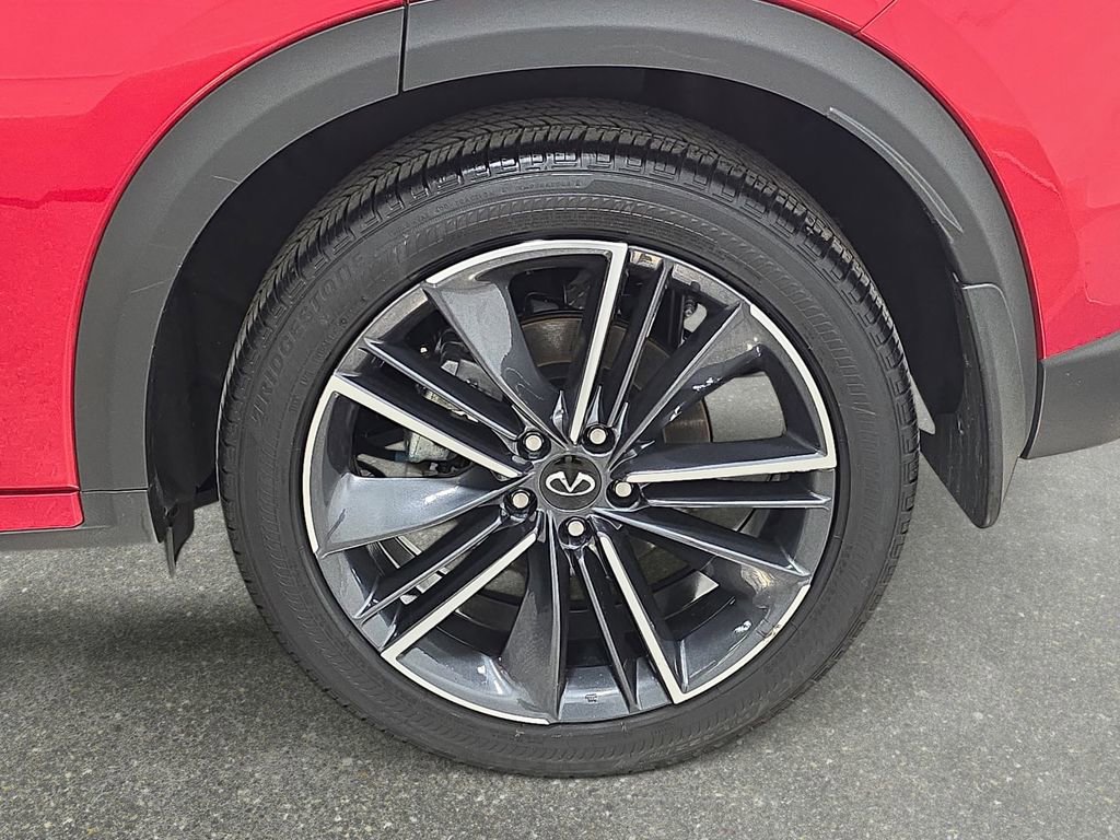 Certified 2023 INFINITI QX55 Essential AWD/4WD image 30
