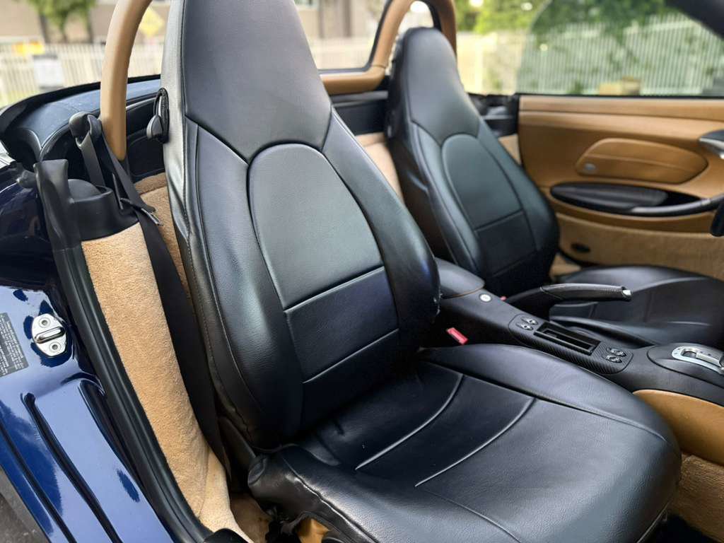 Used 2001 Porsche Boxster image 18