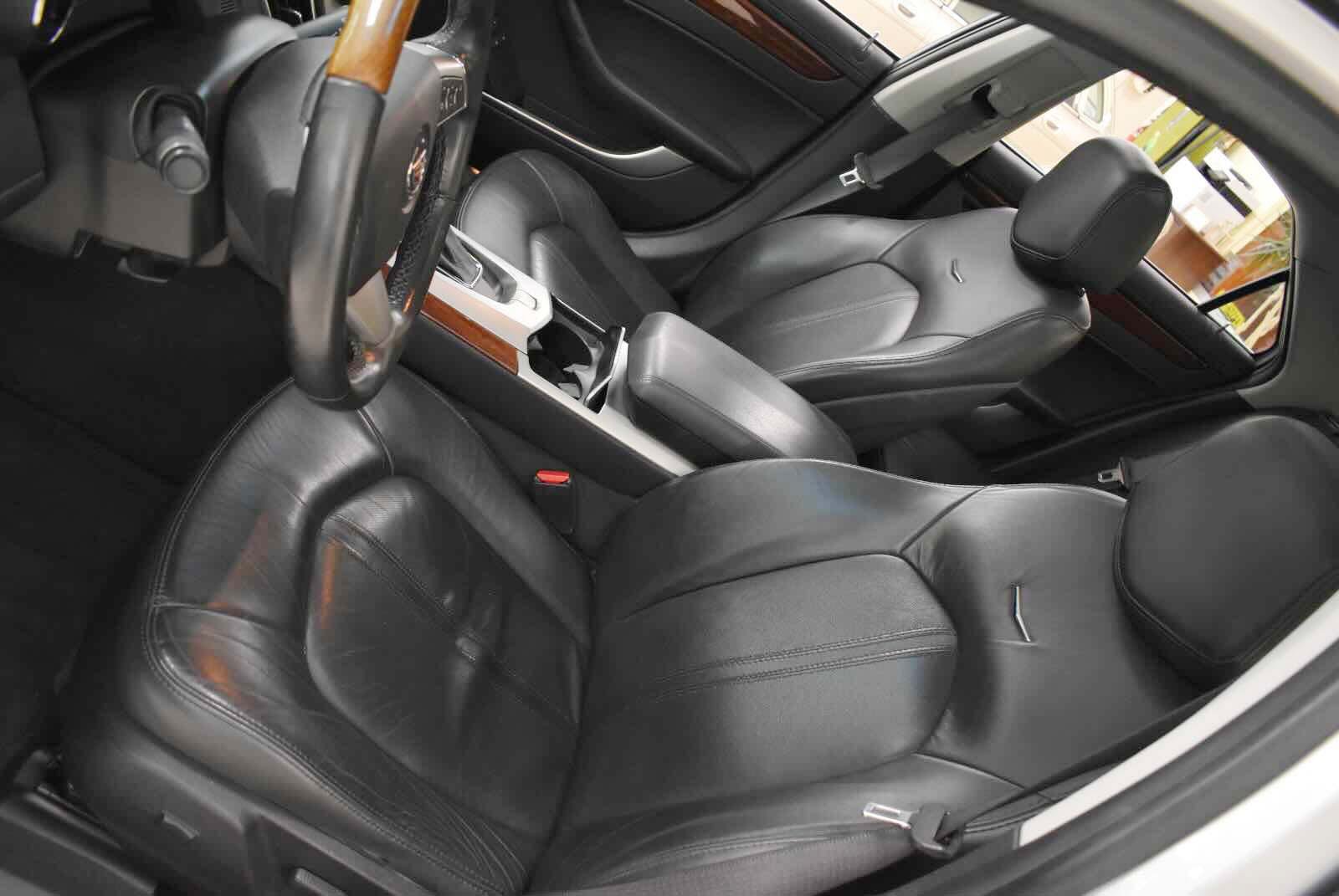 Used 2010 Cadillac CTS Luxury AWD/4WD image 12