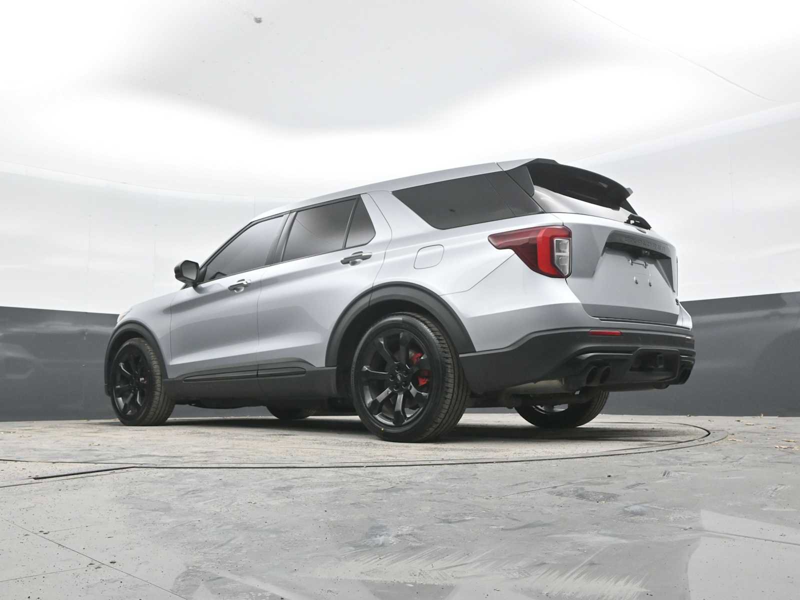 Used 2022 Ford Explorer ST w/ ST High-Performance Pack image 42