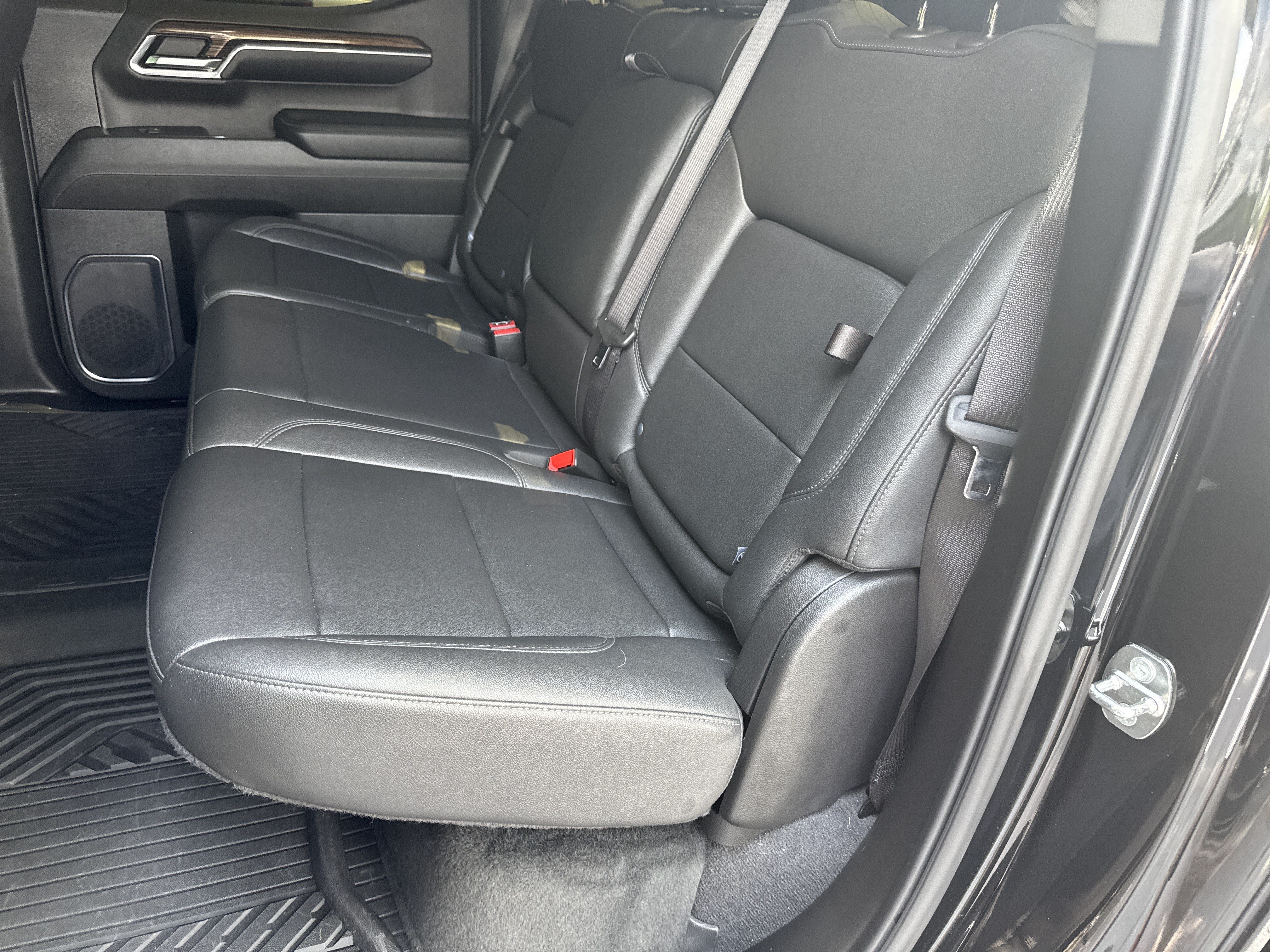 Certified 2024 Chevrolet Silverado 1500 LT Trail Boss w/ Convenience Package II AWD/4WD image 21
