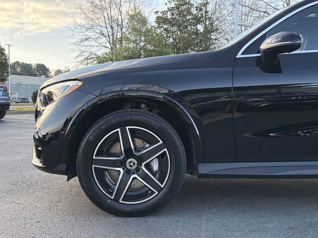 New 2026 Mercedes-Benz GLC 300 4MATIC image 9