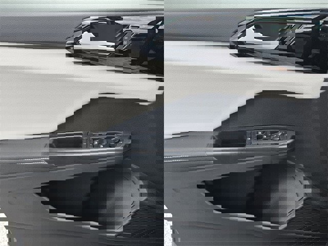 New 2025 Volkswagen Taos S image 26