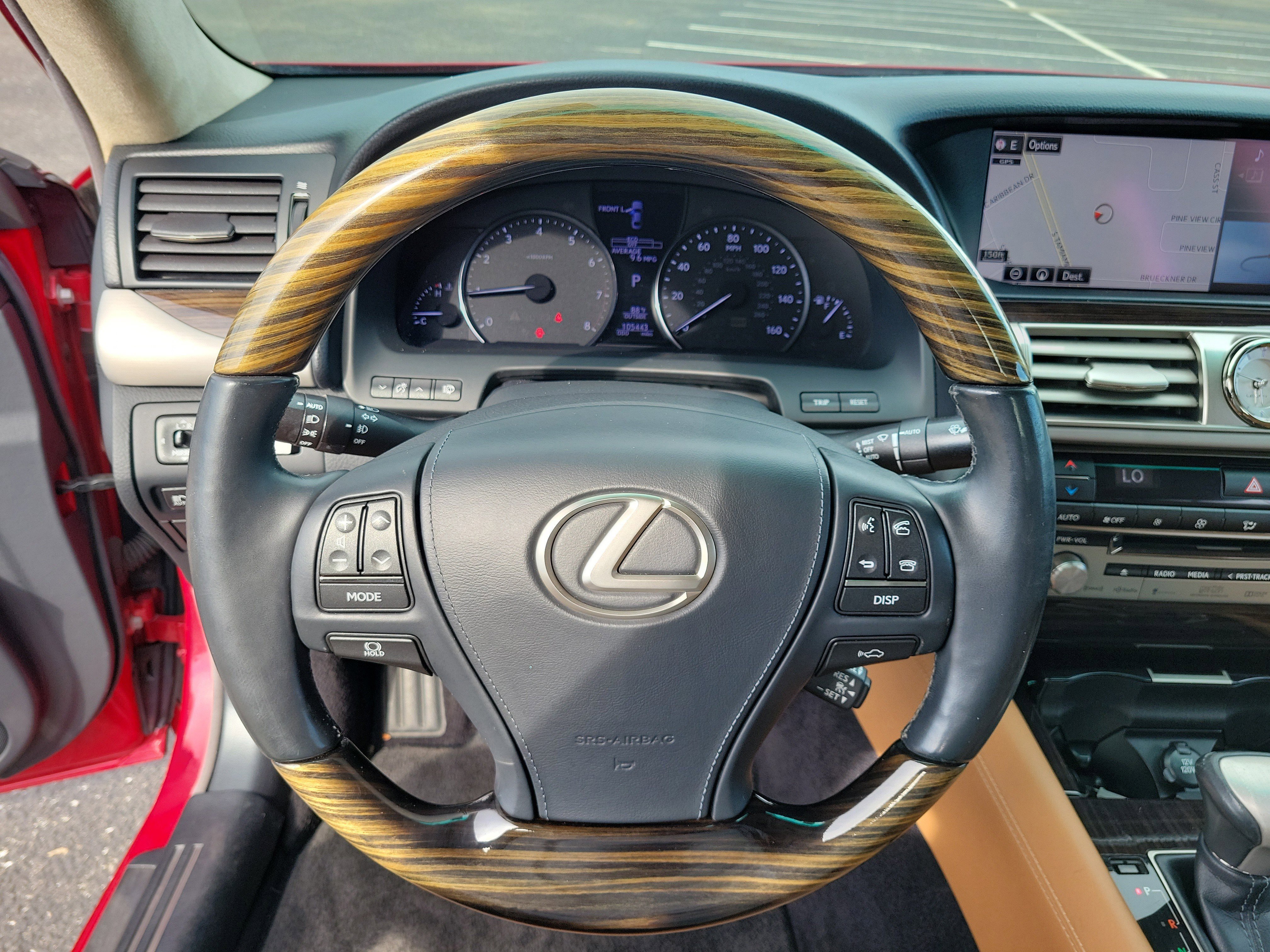 Used 2015 Lexus LS 460 w/ Comfort Package RWD image 23