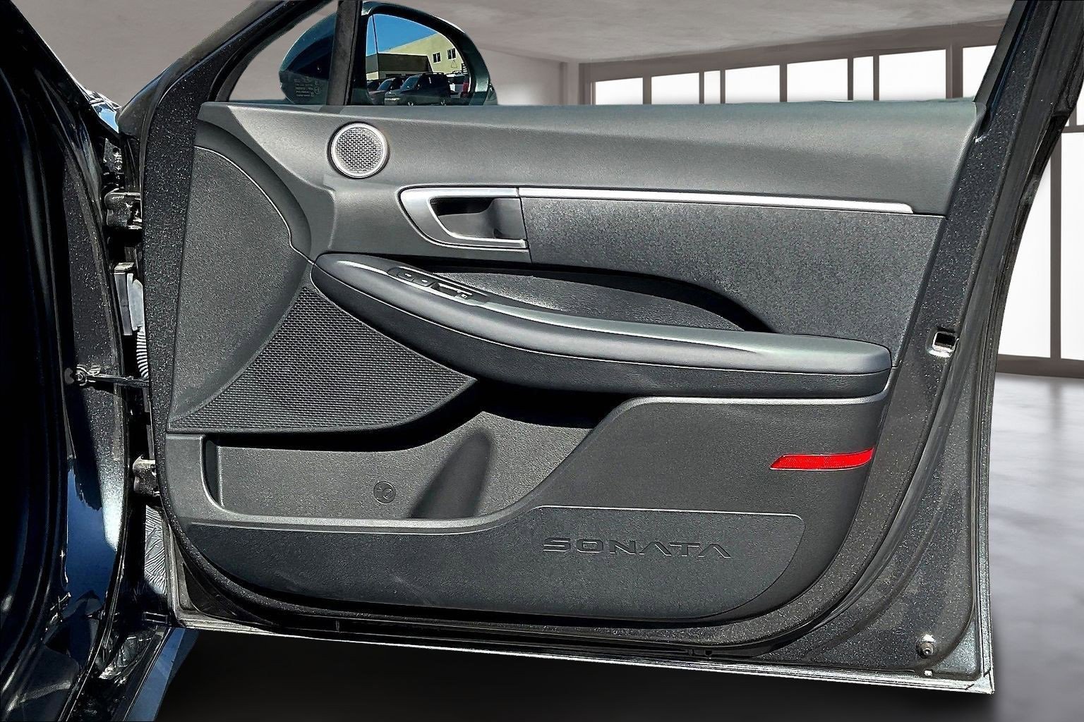 Used 2025 Hyundai Sonata SE image 27