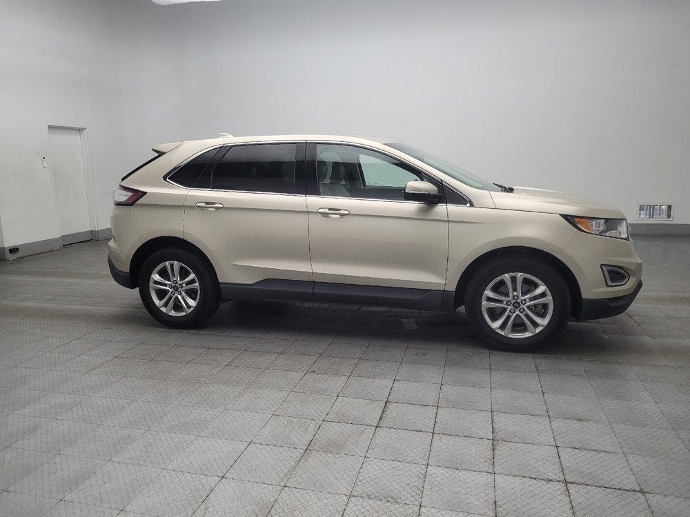 Used 2018 Ford Edge Titanium w/ Technology Package FWD image 11