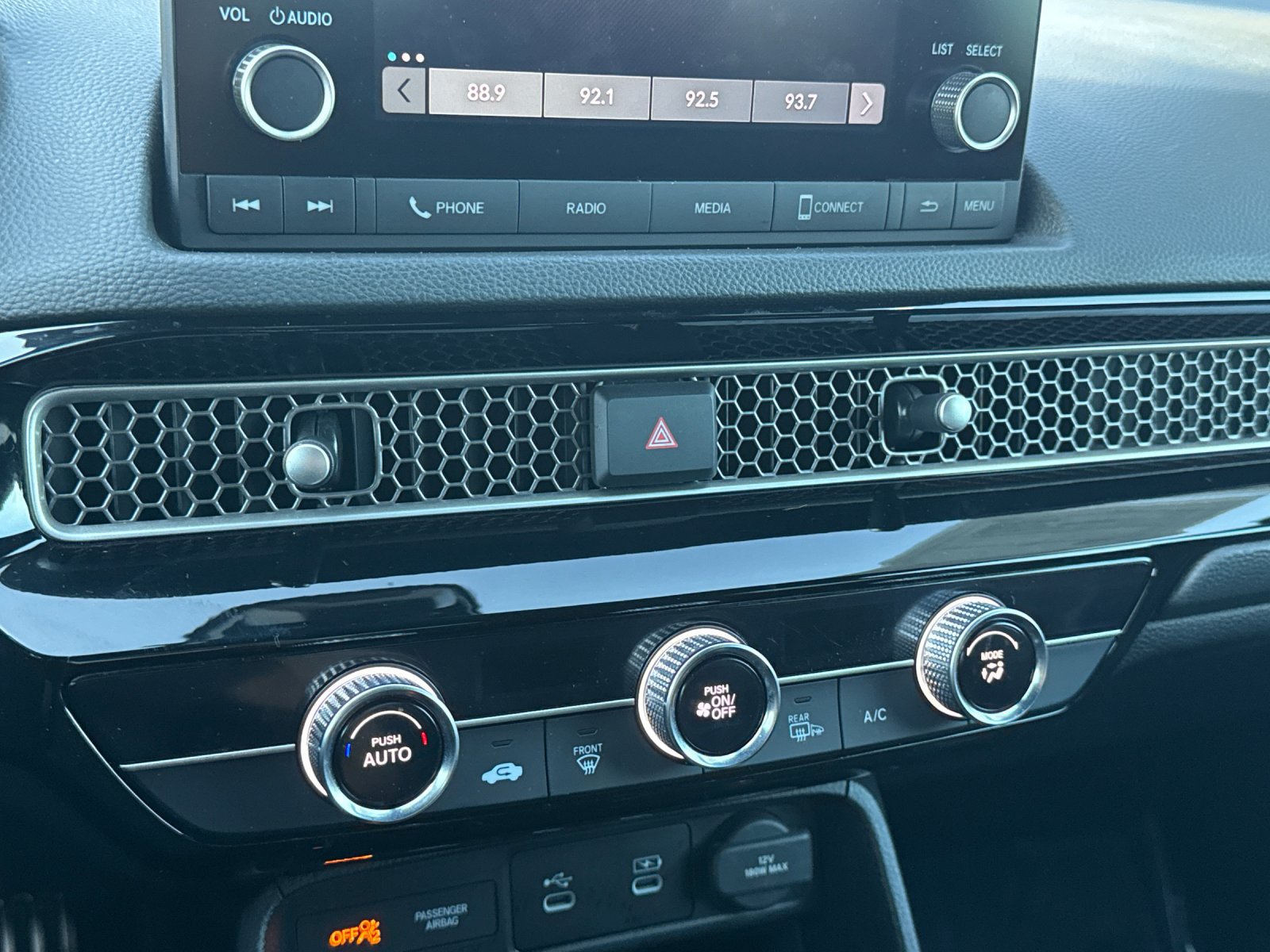 Used 2025 Honda Civic Sport image 19