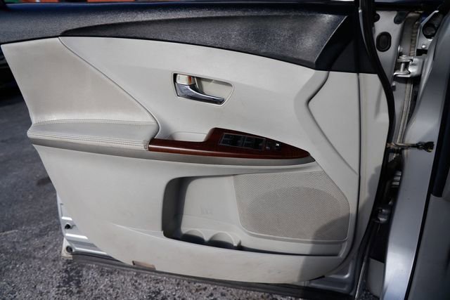 Used 2012 Toyota Venza XLE image 44