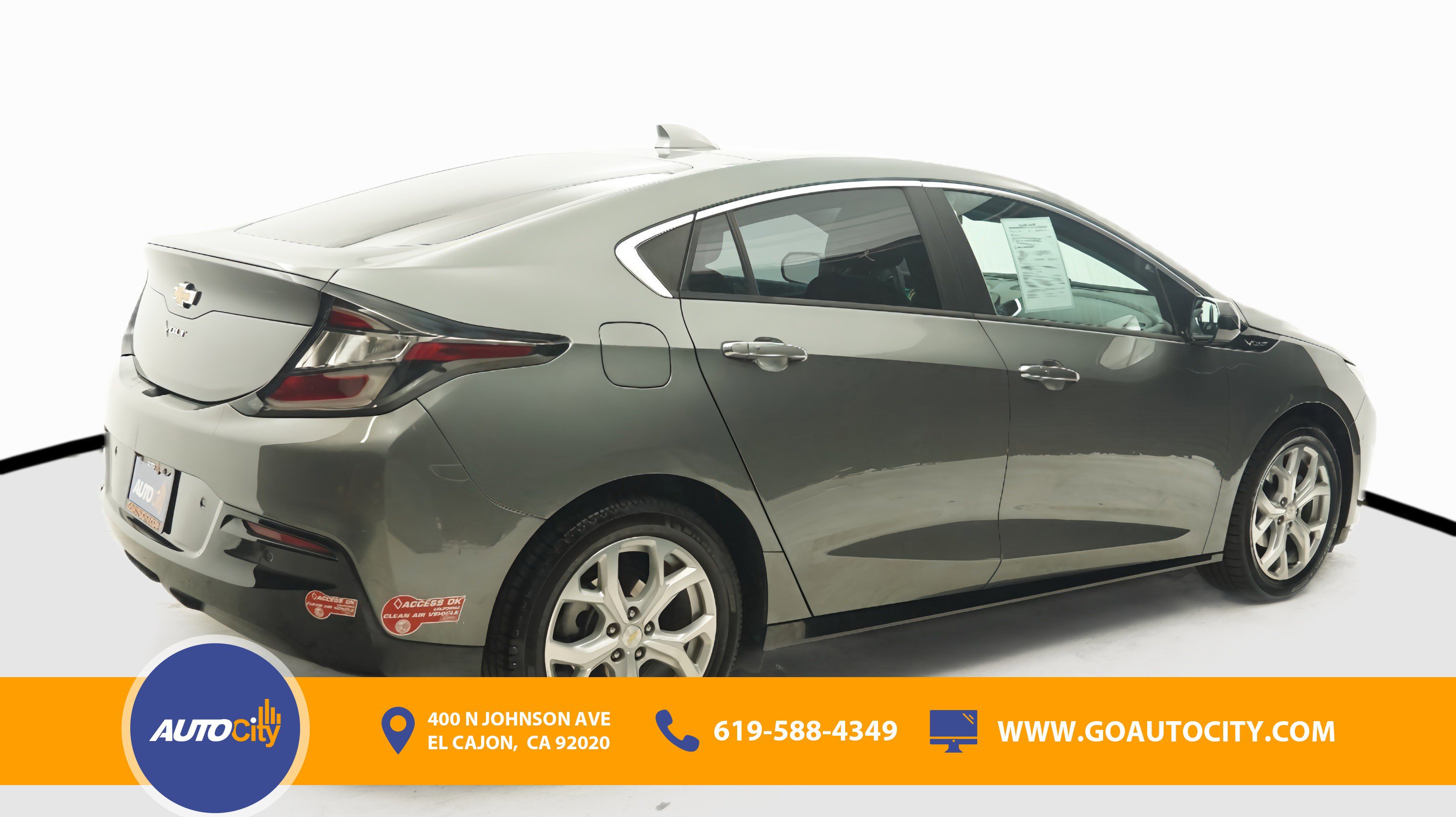 Used 2017 Chevrolet Volt Premier w/ Driver Confidence II Package image 6