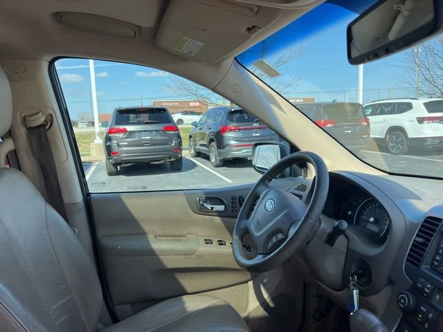 Used 2012 Kia Sedona EX w/ Luxury Pkg image 35