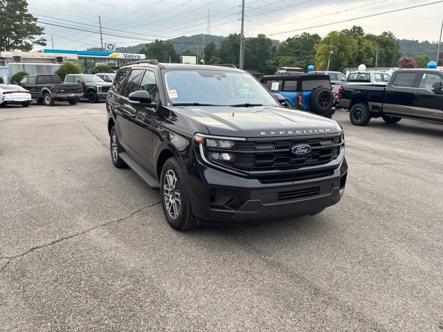 Used 2025 Ford Expedition Active AWD/4WD video 2
