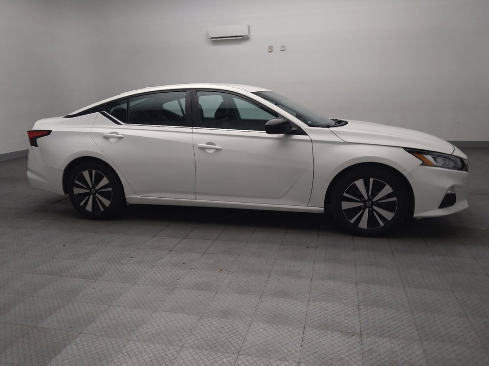 Used 2021 Nissan Altima 2.5 SR FWD image 11
