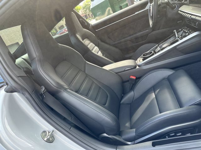 Used 2025 Porsche 911 Carrera S RWD image 15