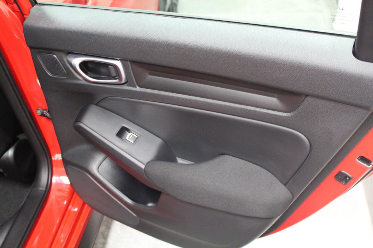 Used 2023 Honda Civic Sport image 26