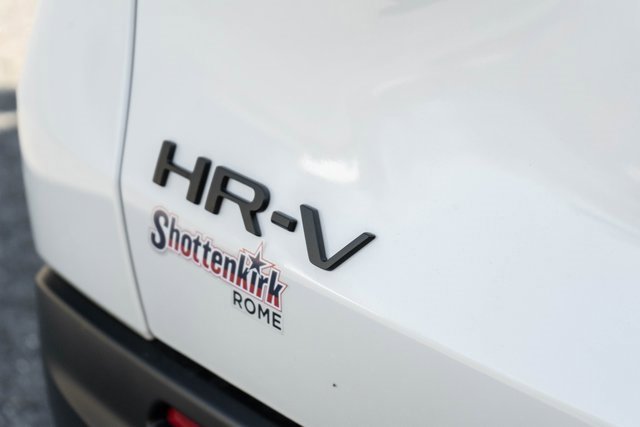 New 2026 Honda HR-V Sport image 9