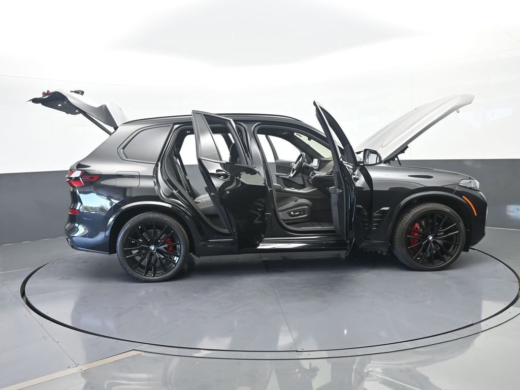 Used 2024 BMW X5 sDrive40i w/ M Sport Package image 79
